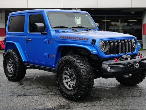 Used 2024 Jeep Wrangler Rubicon AWD/4WD image 4