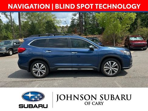 Used 2021 Subaru Ascent Touring w/ Popular Package #2 AWD/4WD image 3