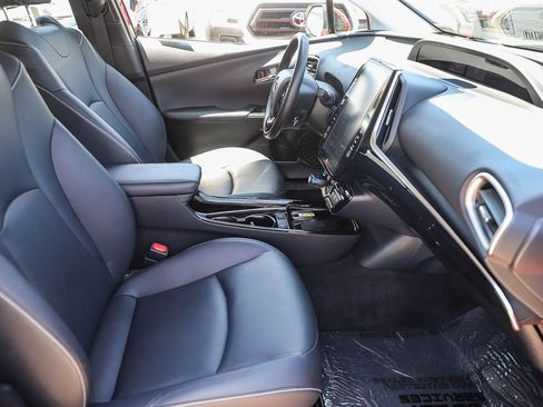 Certified 2022 Toyota Prius Prime Limited FWD image 16