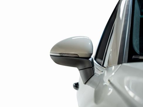 Used 2022 Porsche Cayenne S Platinum image 6