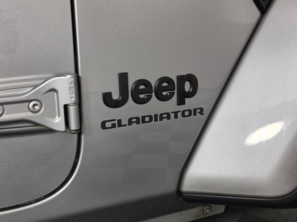 Used 2021 Jeep Gladiator Sport AWD/4WD image 42