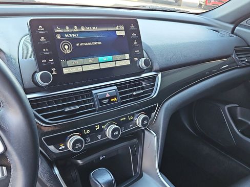 Used 2020 Honda Accord Sport image 13