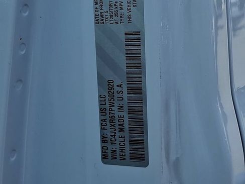 Used 2023 Jeep Wrangler Unlimited Rubicon 4xe w/ Cold Weather Group AWD/4WD image 28