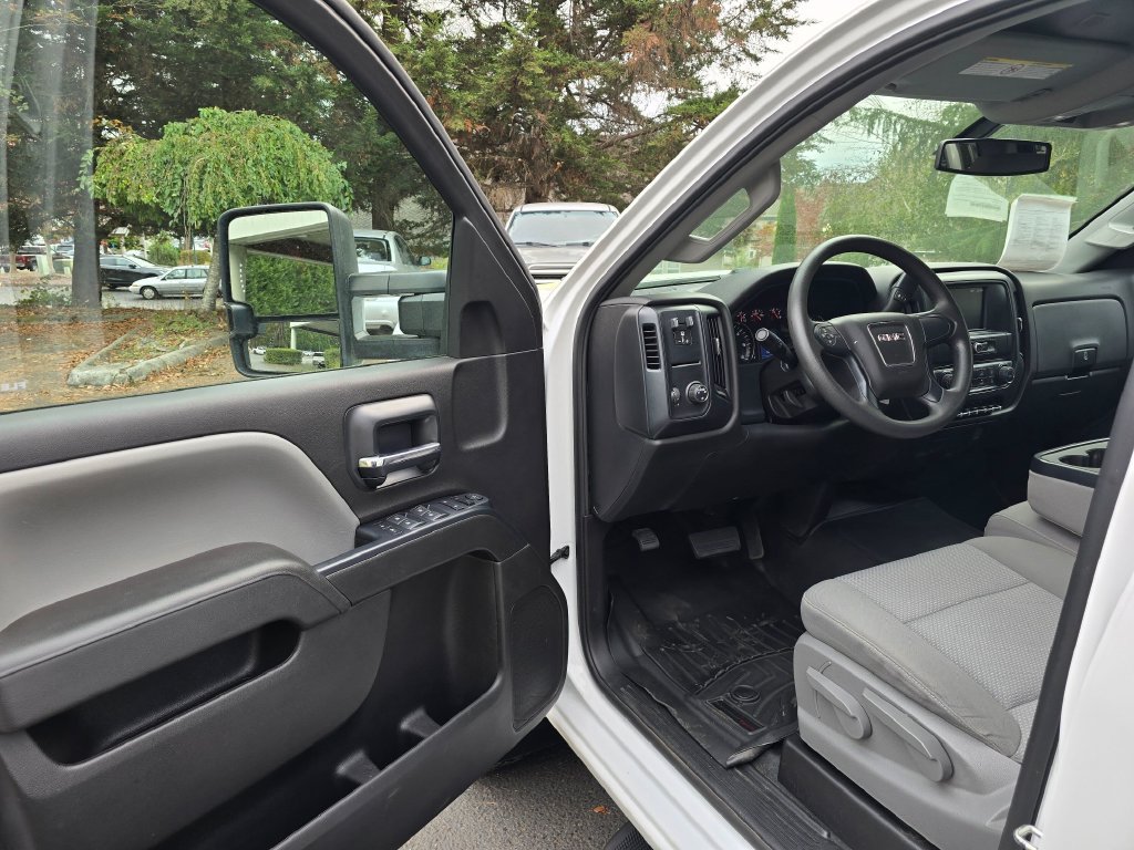 Used 2018 GMC Sierra 2500 2WD Double Cab w/ Sierra Convenience Package image 7