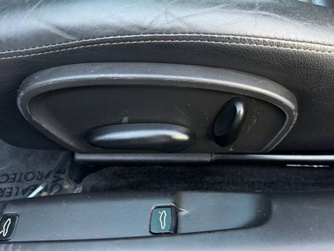 Used 2004 Porsche Boxster image 23