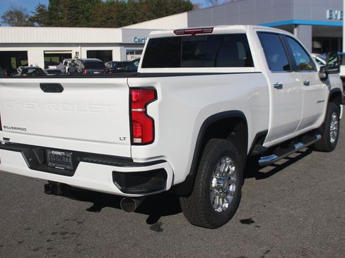 New 2025 Chevrolet Silverado 2500 LT w/ Z71 Chrome Sport Edition image 14