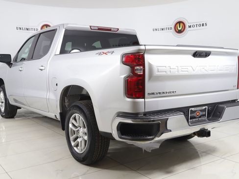 Used 2022 Chevrolet Silverado 1500 LT image 4