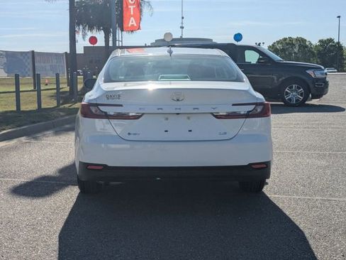 Certified 2025 Toyota Camry LE FWD image 4