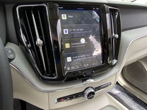 Used 2025 Volvo XC60 T8 Plus w/ Protection Package Premier image 21