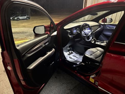 Used 2021 Cadillac XT5 Luxury w/ LPO, Floor Liner Package image 13