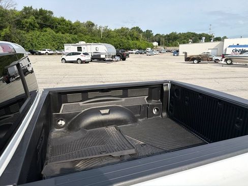Used 2022 RAM 1500 Big Horn AWD/4WD image 9