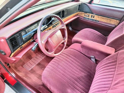 Used 1995 Buick Le Sabre Custom image 12