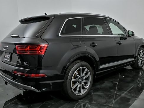 Used 2018 Audi Q7 3.0T Prestige w/ Prestige Package AWD/4WD image 10