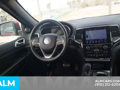 Used 2019 Jeep Grand Cherokee Altitude image 21