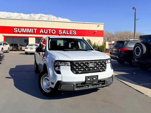 Used 2025 Ford Maverick XL w/ Equipment Group 102A image 2