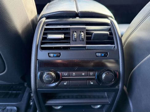 Used 2013 BMW 750i xDrive AWD/4WD image 22