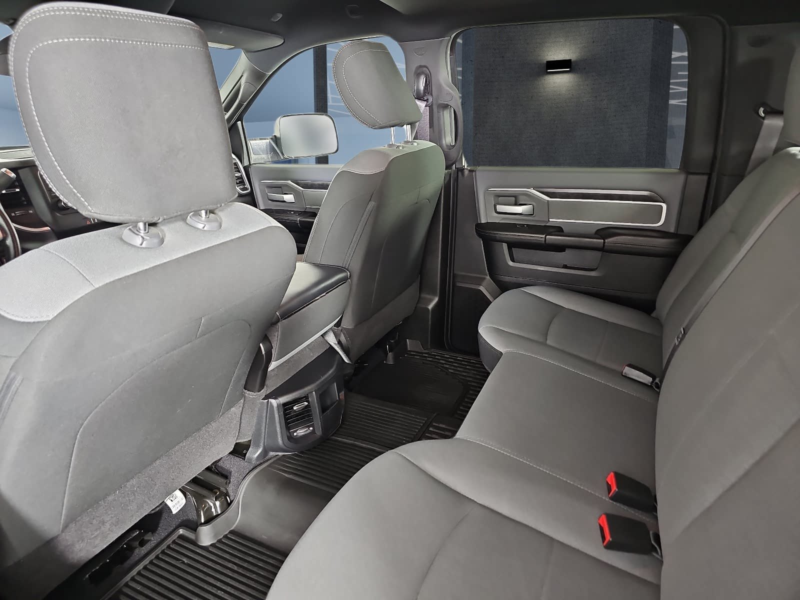Used 2021 RAM 3500 Big Horn AWD/4WD image 11