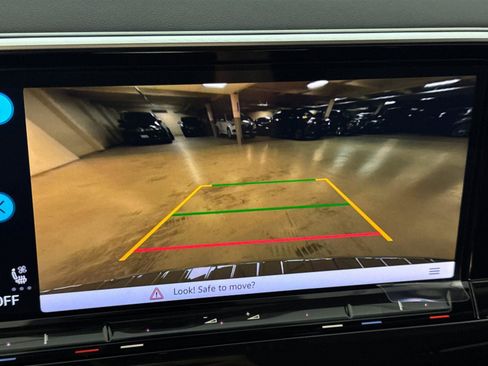 New 2026 Volkswagen Atlas SE image 19