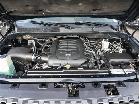 Used 2016 Toyota Tundra Limited w/ Limited Premium Package image 25