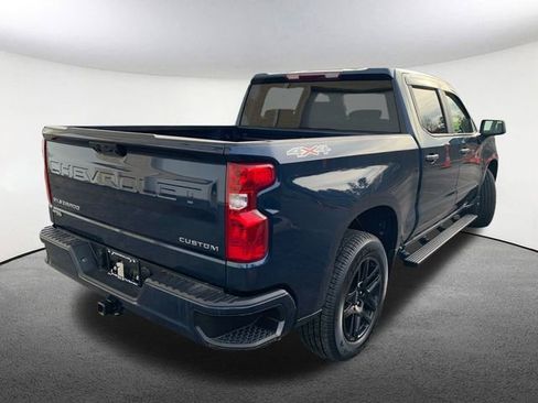 Used 2023 Chevrolet Silverado 1500 Custom image 13