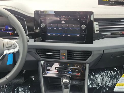 New 2025 Volkswagen Jetta SE image 12