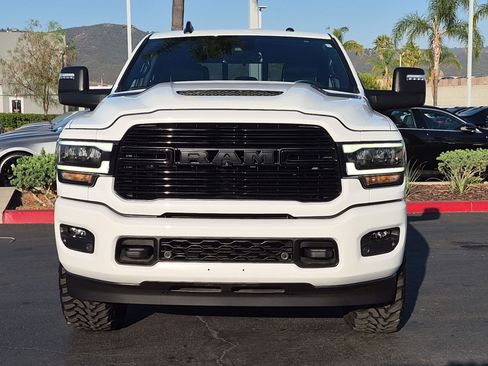 Used 2023 RAM 3500 Laramie AWD/4WD image 3