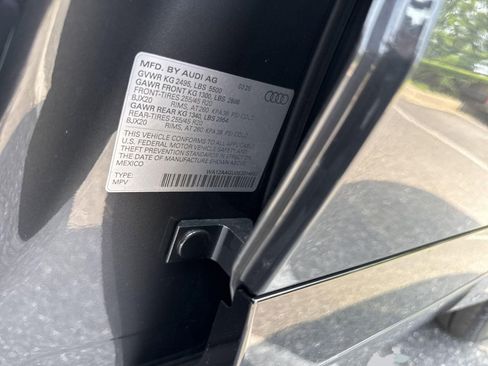 New 2025 Audi Q5 Premium Plus AWD/4WD image 23