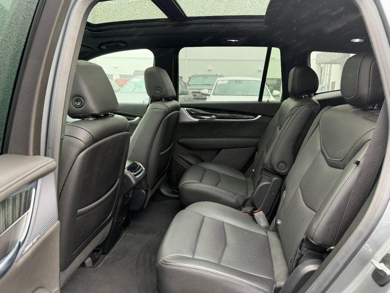 Used 2020 Cadillac XT6 Premium Luxury AWD/4WD image 8