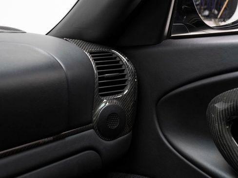 Used 2001 Porsche 911 Turbo image 37