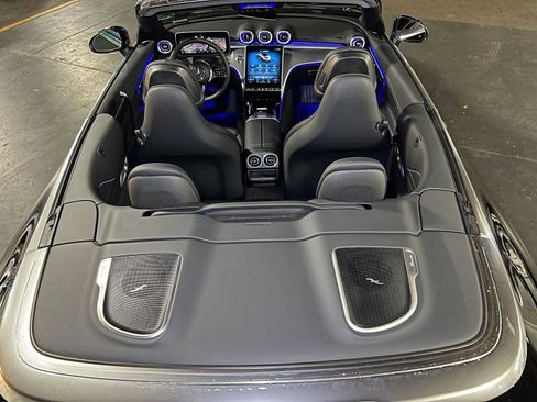 Used 2026 Mercedes-Benz CLE 300 4MATIC Cabriolet image 40