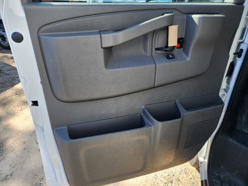 New 2024 Chevrolet Express 3500 w/ Power Convenience Package image 18