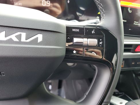 New 2026 Kia Sorento S image 9