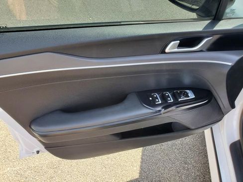 Used 2022 Kia K5 LXS FWD image 14