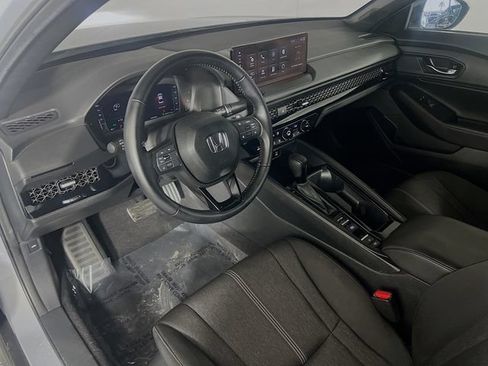 Used 2024 Honda Accord Sport image 11