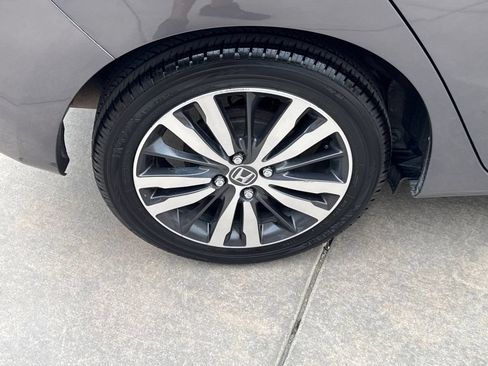 Used 2015 Honda Fit EX image 14