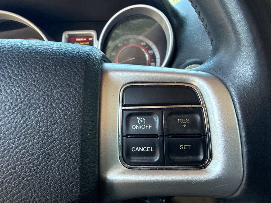 Used 2019 Dodge Journey SE w/ Connectivity Group FWD image 14