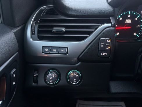 Used 2019 Chevrolet Tahoe Premier image 24