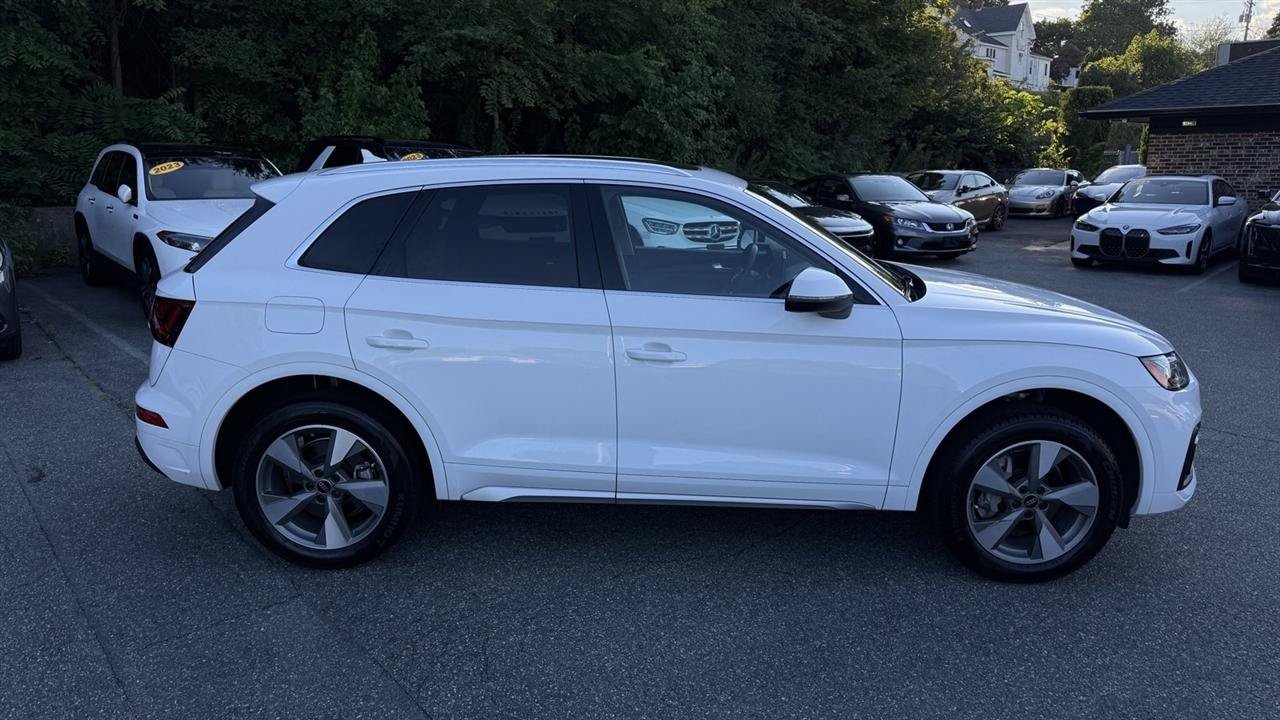 Used 2023 Audi Q5 2.0T Premium w/ Convenience Package AWD/4WD image 20