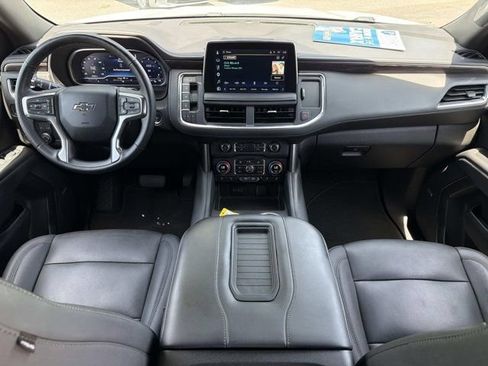 Used 2023 Chevrolet Suburban Z71 w/ Luxury Package AWD/4WD image 22