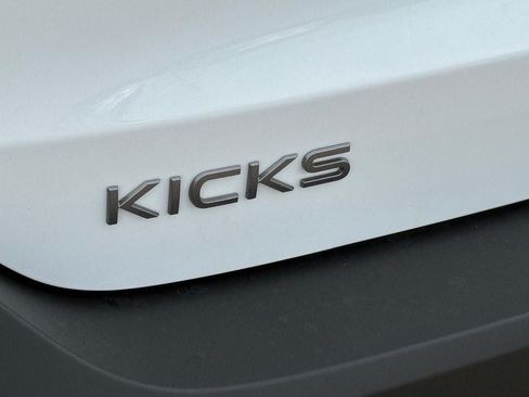 New 2026 Nissan Kicks S FWD image 8