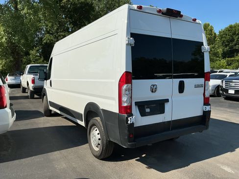Used 2023 RAM ProMaster 2500 FWD image 4