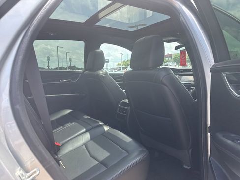 Used 2020 Cadillac XT5 Premium Luxury AWD/4WD image 8