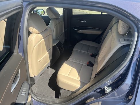 Used 2024 Cadillac XT4 Luxury w/ Cold Weather Package AWD/4WD image 12