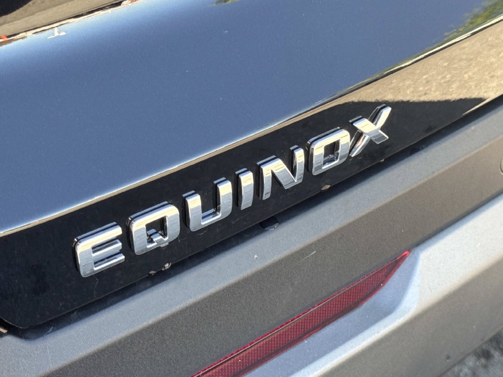 Used 2026 Chevrolet Equinox LT w/ Safety and Technology Package FWD image 6