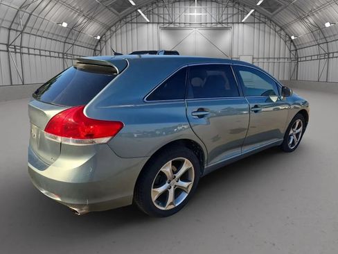 Used 2012 Toyota Venza LE w/ LE Convenience Pkg FWD image 17