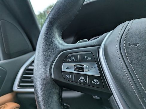 Used 2022 BMW X5 xDrive45e image 29