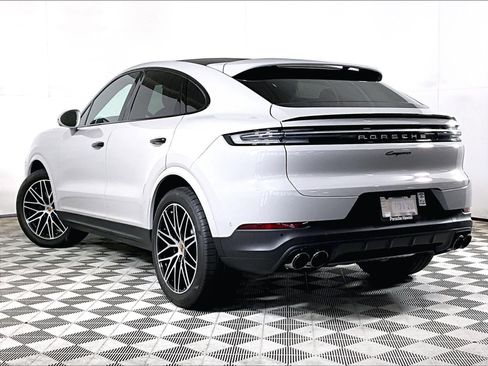 Used 2026 Porsche Cayenne Coupe AWD/4WD image 3