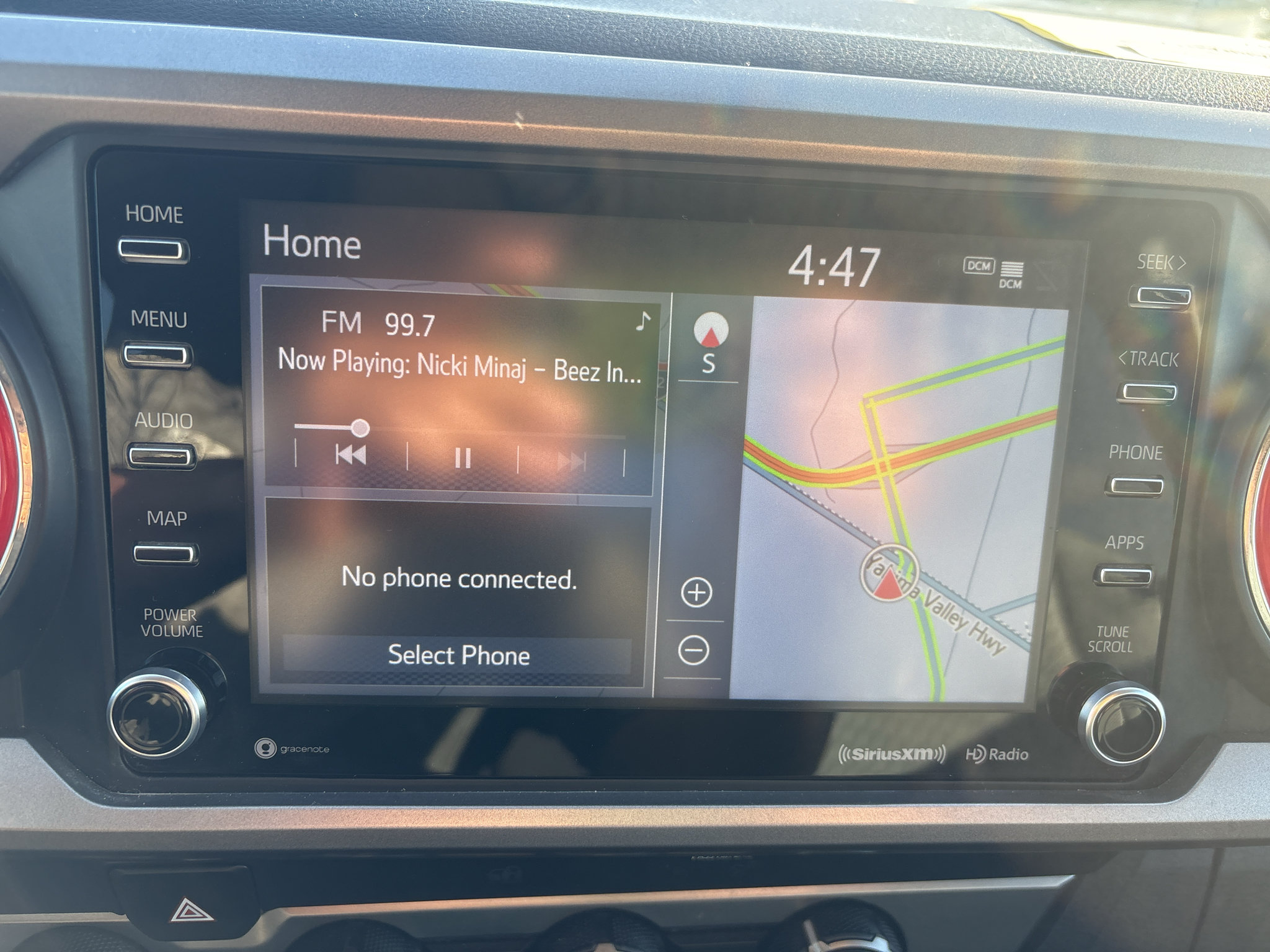 Used 2020 Toyota Tacoma SR5 AWD/4WD image 15