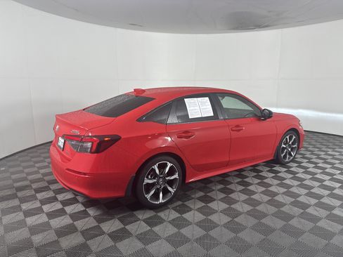 Certified 2025 Honda Civic Sport Touring image 4