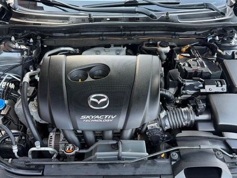Used 2016 MAZDA MAZDA3 i Sport w/ Preferred Equipment Package FWD image 11